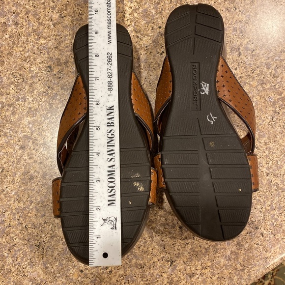 Rockport AdiPrene by Adidas Brown Sandals 7.5 With FLAWS Loose Threads etc. - Picture 14 of 17